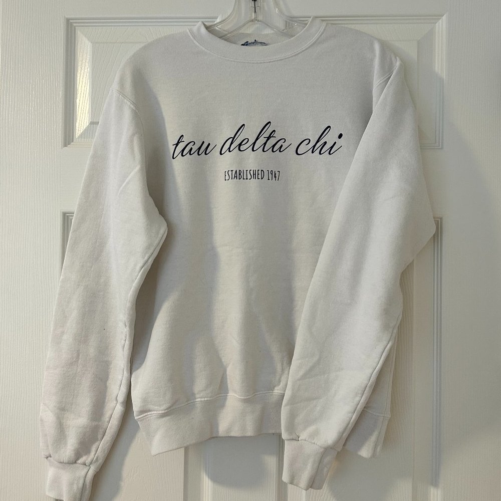 Champion Aesthetic White Sweatshirt Lettering Graphic Academia Academiacore